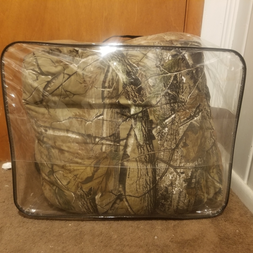 Queen size comforter